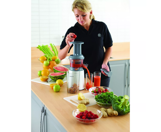  Соковыжималка Kenwood JMP601 